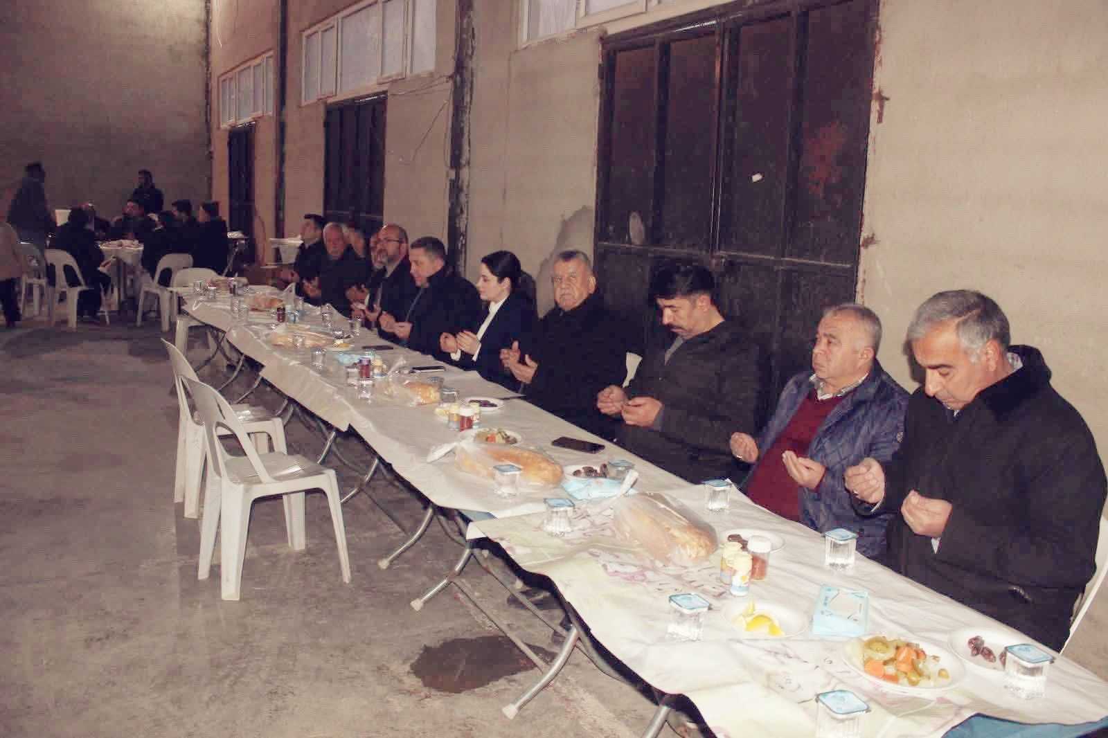 Belediye Başkanımız Hüseyin Baykal, Garip Köyü’nün Gönül Sofrasına Misafir Oldu