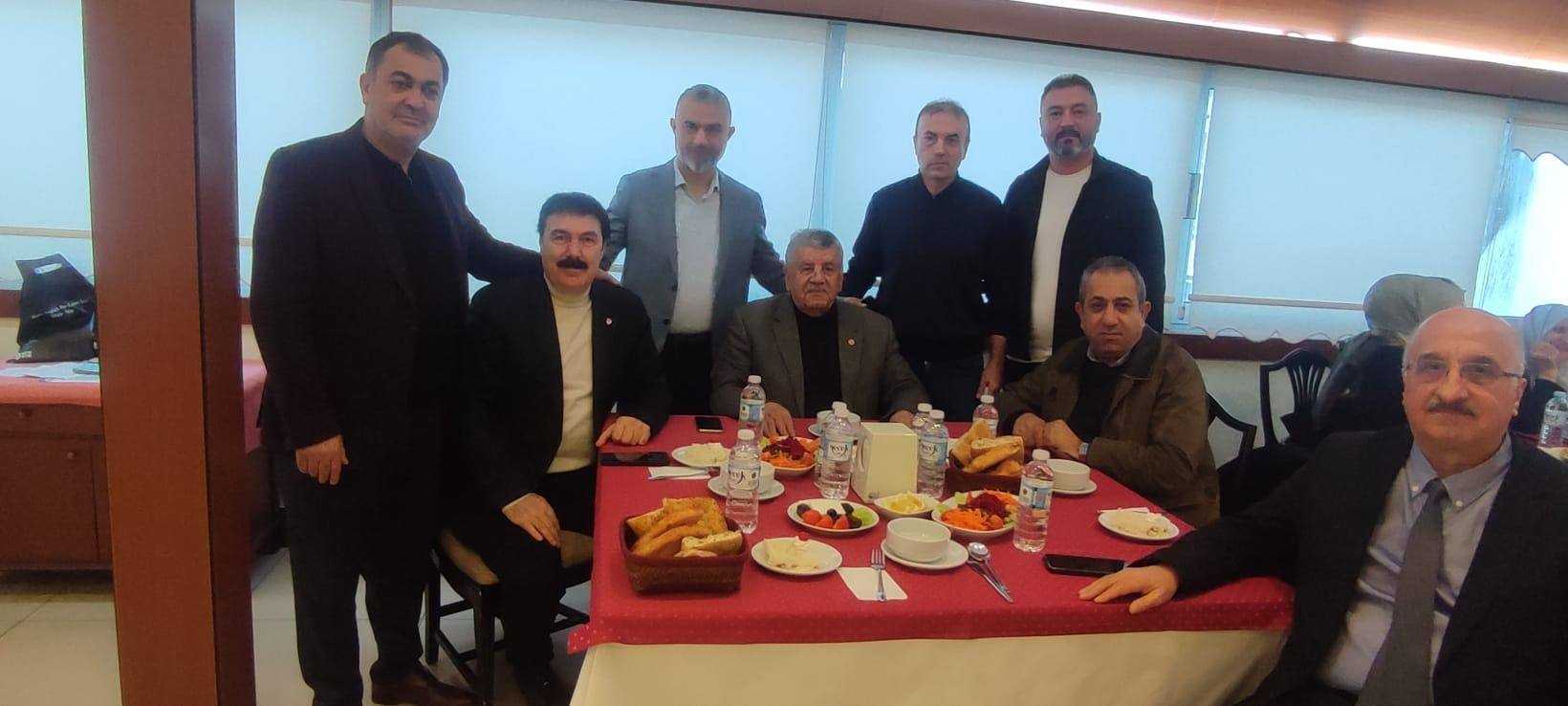 Birlik ve Beraberlik Sofrası: Senirkentliler İftarda Buluştu