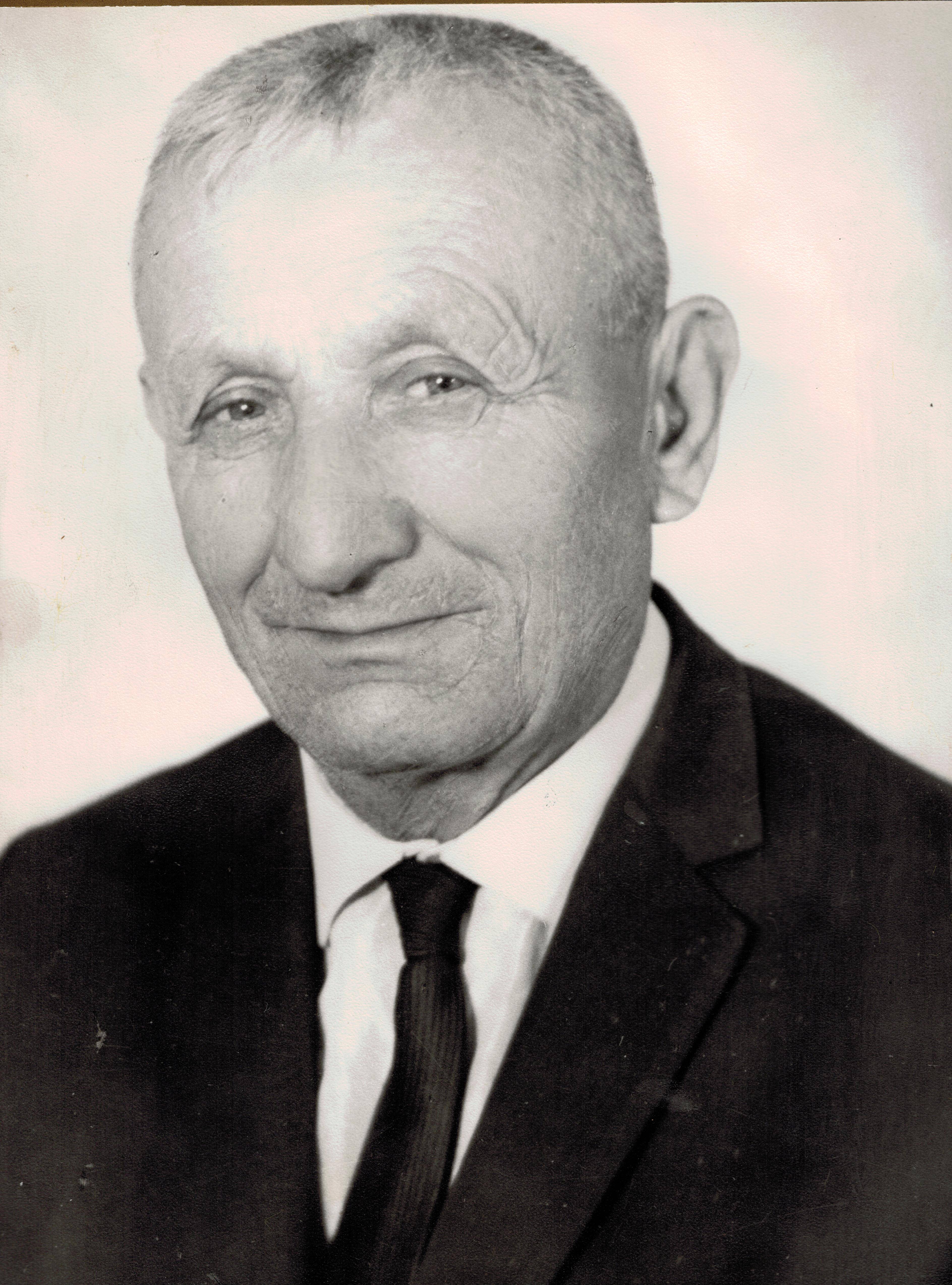 H. Avni ÖZBEK